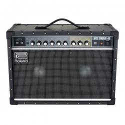 Roland JC-40