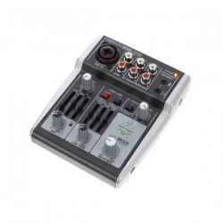 BEHRINGER XENYX 302USB